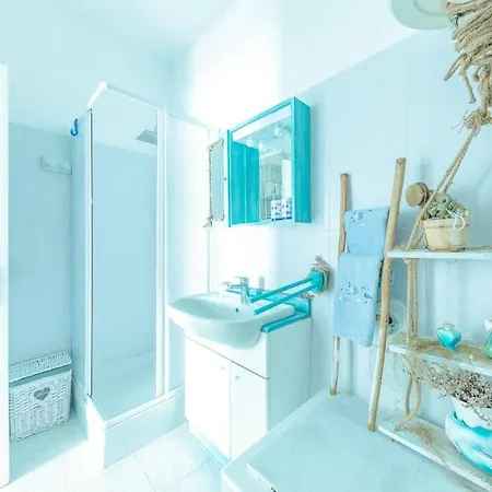 Apartment Free Parking La Tua Al Mare - Ac-wi-fi